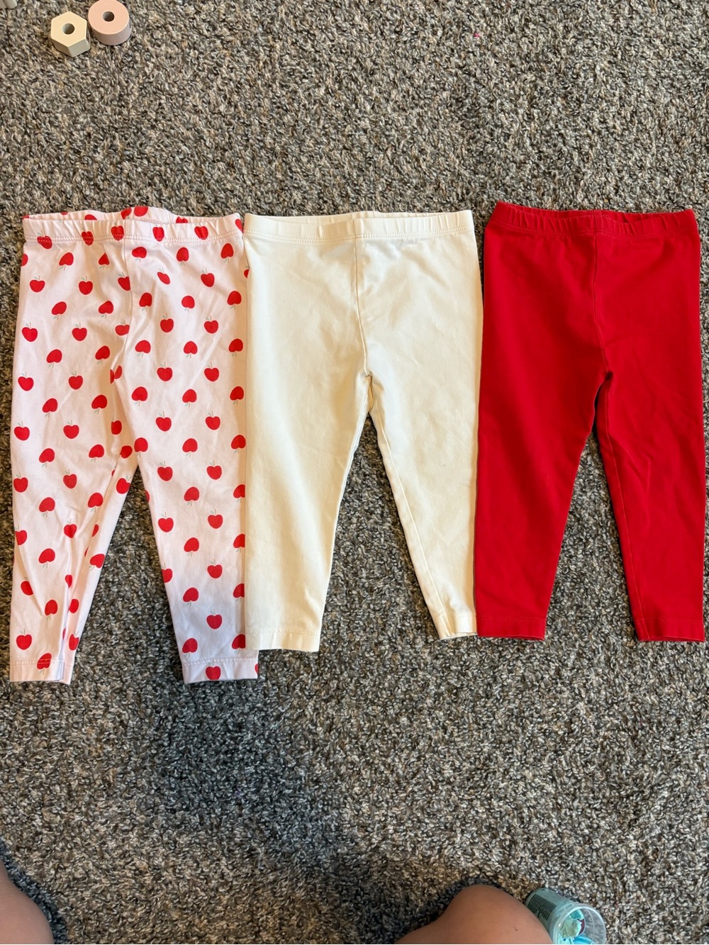 Amazon Essentials Girls' Red, White, and Cream Heart 3-Pack Leggings